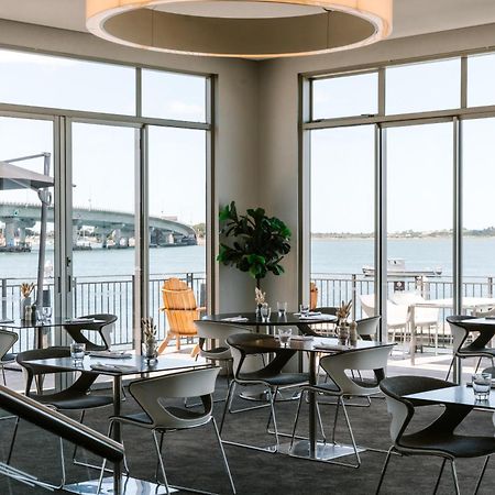 Hotel Trinity Wharf Tauranga Extérieur photo