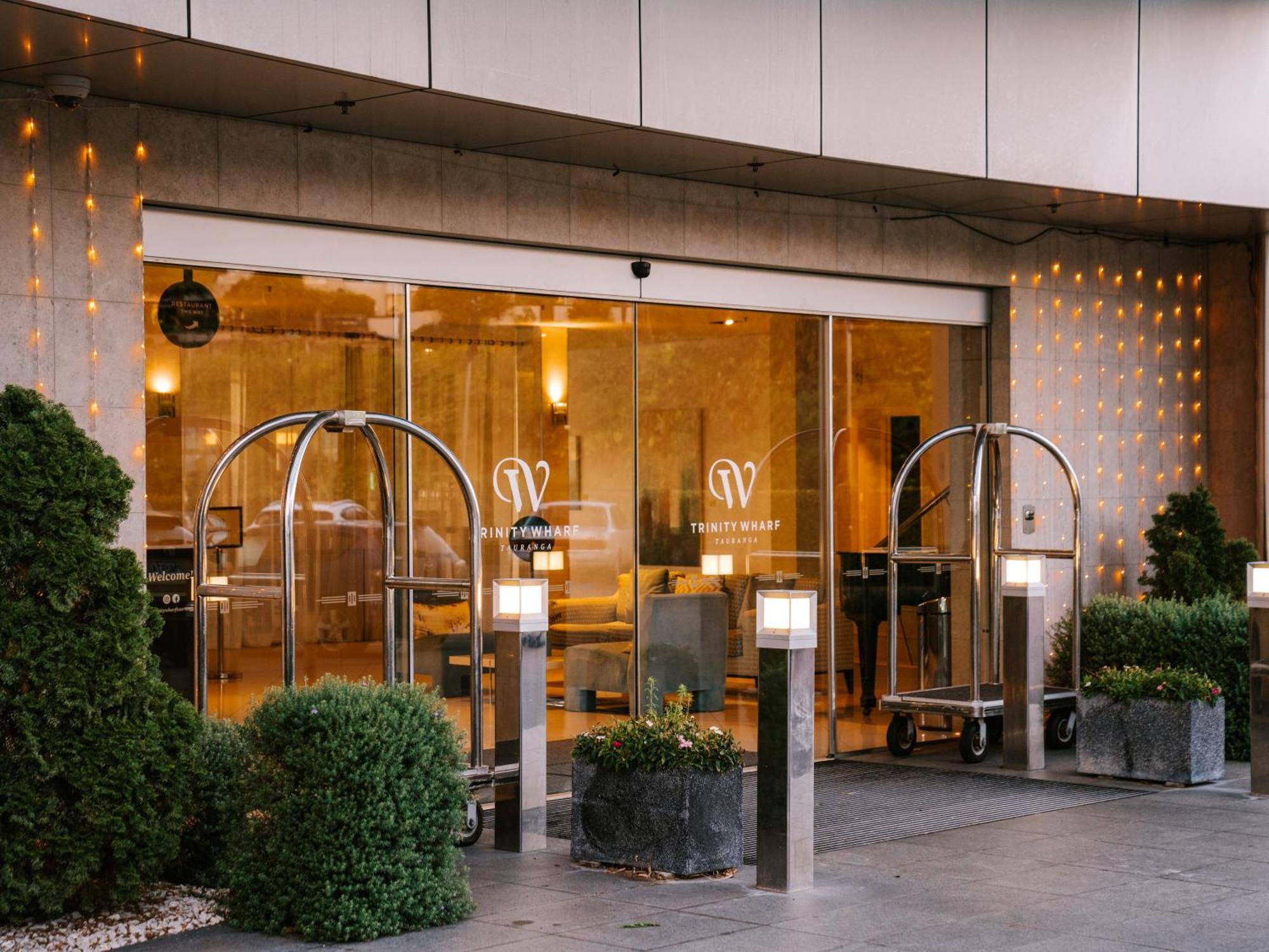 Hotel Trinity Wharf Tauranga Extérieur photo