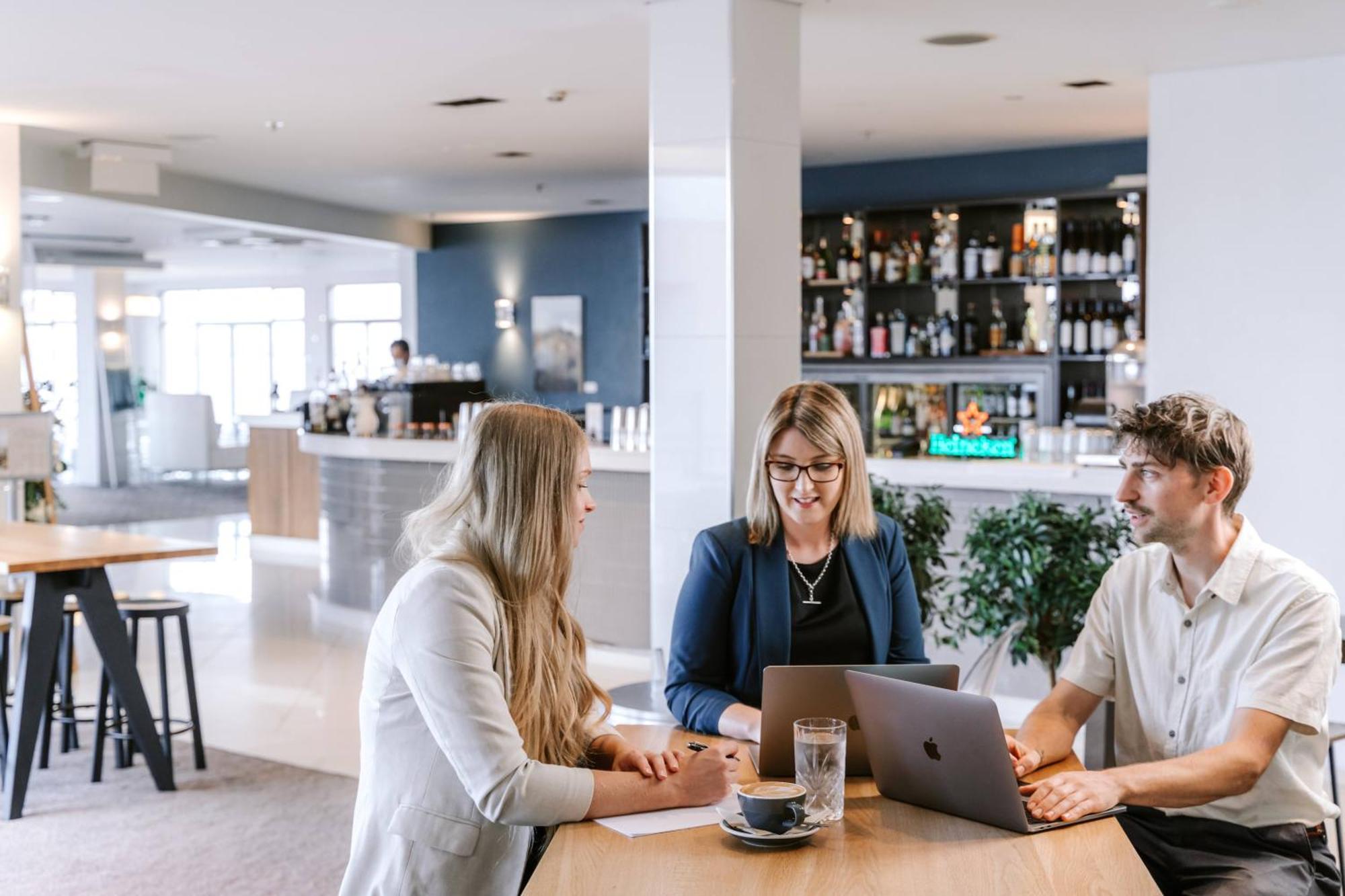 Hotel Trinity Wharf Tauranga Extérieur photo
